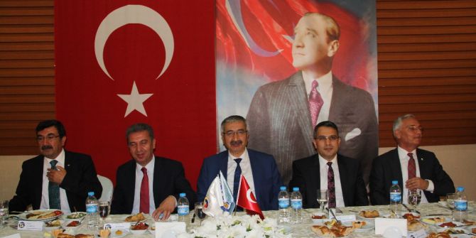 Çorum Ticaret Borsası’ndan Üyelerine İftar