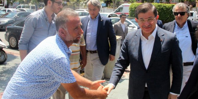 Ahmet Davutoğlu: "Herkes Ata Dostu"