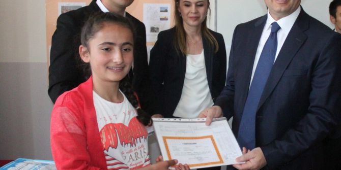 Van’da 312 Bin Öğrenci Karne Aldı