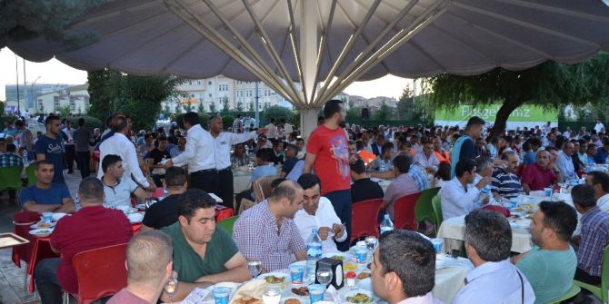 Esenlik Ailesi İftarda Bir Araya Geldi