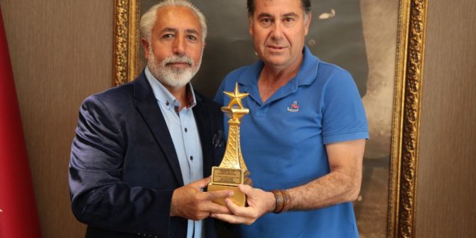 ’Denize En Çok Mavi Yakışır’a Bir Ödül Daha