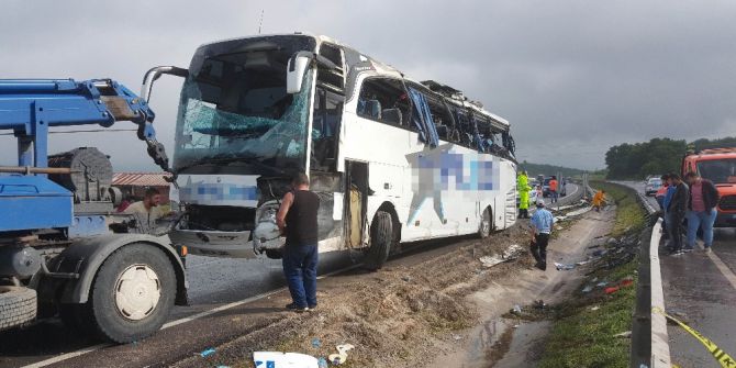 Samsun’daki Otobüs Kazasında 49 Kişi Yaralandı