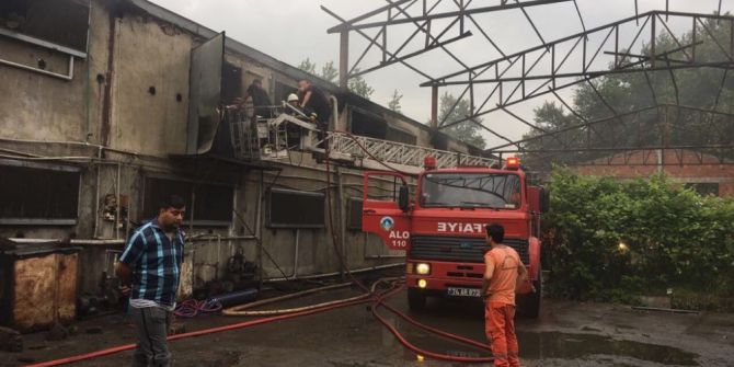 Bartın’da Tavuk Çiftliğinde Yangın, 17 Bin Tavuk Telef Oldu