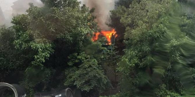 Ormanlık Alandaki Baraka Dakikalar İçinde Kül Oldu
