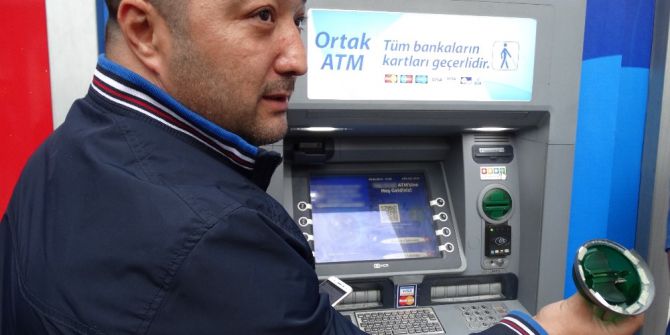Kartı Geri Vermeyen Atm’den Kopyalama Düzeneği Çıktı
