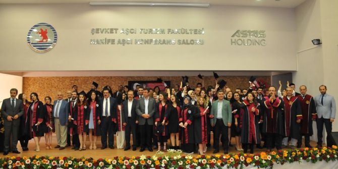 Omü Turizm Fakültesi İlk Mezunlarını Verdi