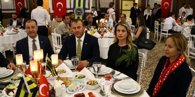 Afider Şehit Aileleri Ve Gazilerle İftar Yaptı