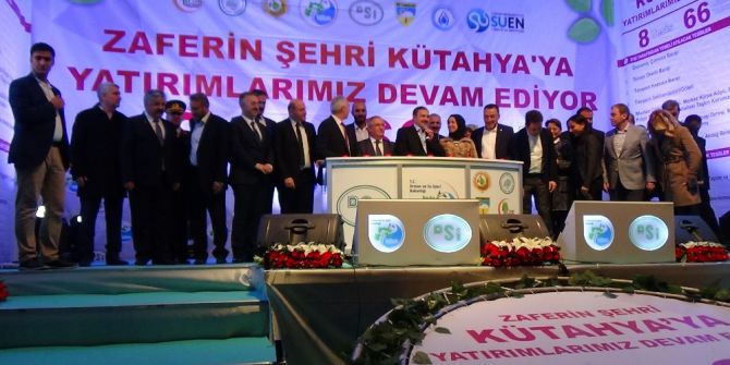 Bakan Eroğlu, Kütahya’da 8 Tesisin Temel Atma Törenine Katıldı, Vatandaşlara Sahur Yaptı