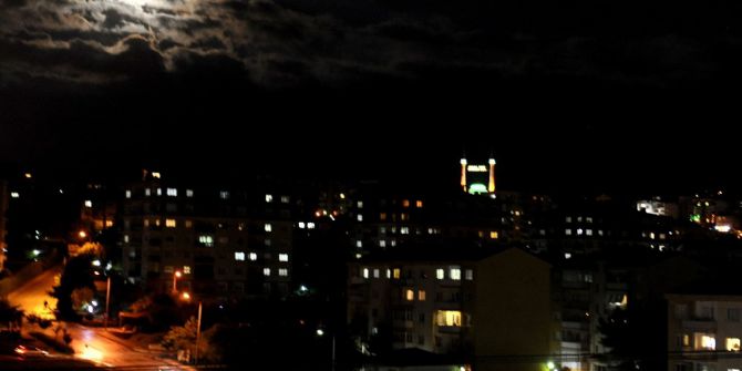 Bursa’da Ay Muhteşem Görüntüler Oluşturdu