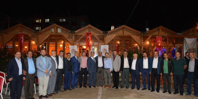 Sivas Ticaret Borsası Üyeleriyle İftarda Buluştu