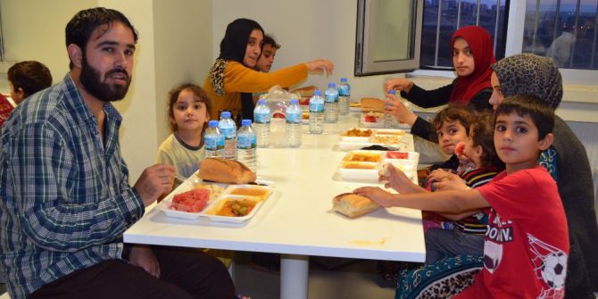 Farklı Ülkelerden Geldiler, İftar Sofrasında Buluştular