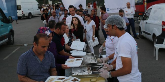 Kerkük Gönül Gecesi’nde İlahiler Söylendi