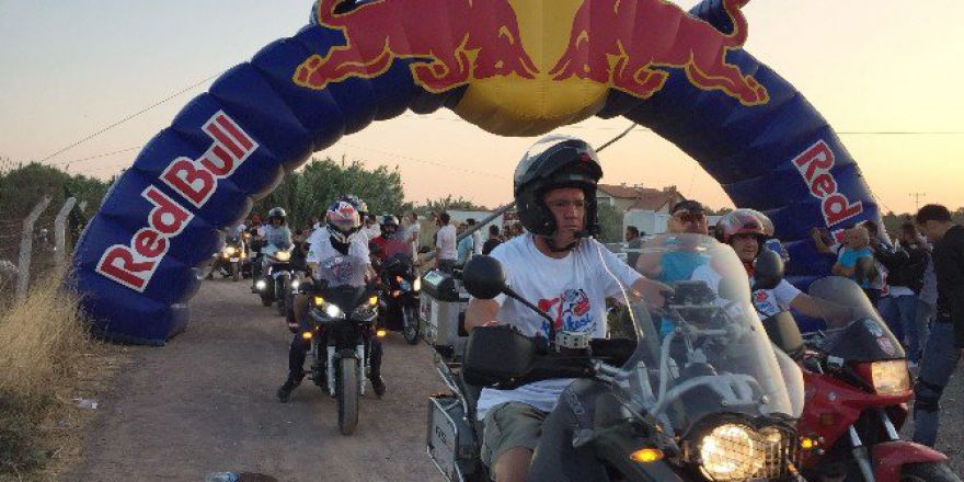 En Kalabalık Kortej Balıkesir’de