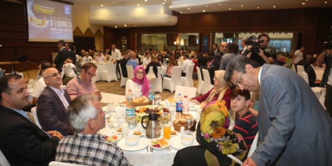 Şehit Ve Gazi Aileleri İftar Yemeğinde Bir Araya Geldi