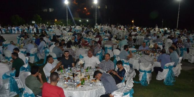 Kozan Ticaret Odası İftarına Yoğun İlgi