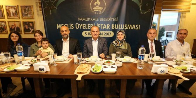 Pamukkale Belediye Meclisi İftarda Buluştu