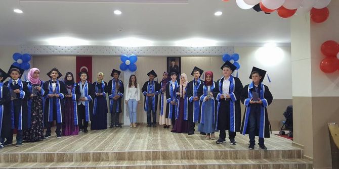 Başkan Yalçın Mezuniyet Törenine Katıldı