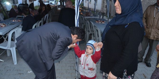 İftar Sofrası Gemiç Mahallesine Kuruldu