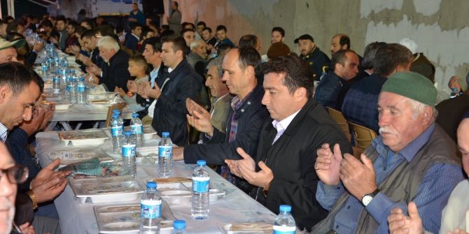 Başkan Bakıcı Orucunu Akpınar Mahallesi Sakinleriyle Açtı