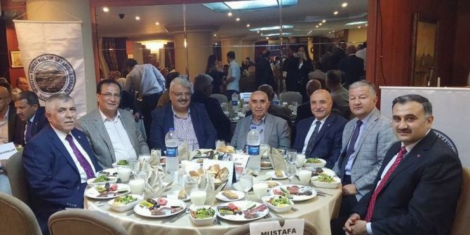 Develiler İstanbul’da Buluştu