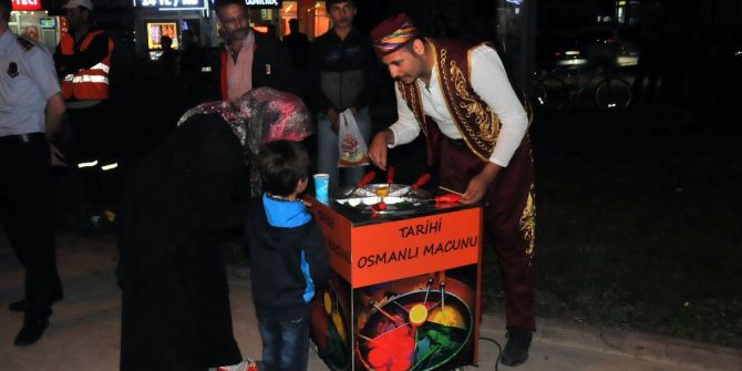 Akşehir Belediyesi’nin Ramazan Geceleri Programı İlgi Gördü