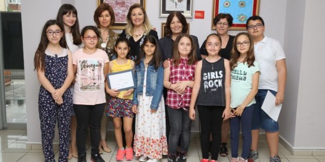 Ebru Atölyesi Kursiyerlerinden Sergi