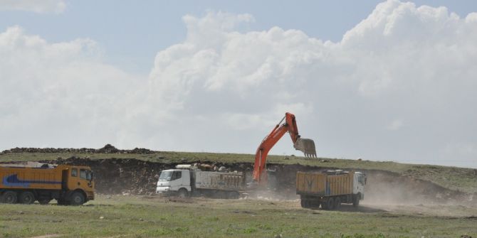Lojistik Merkez’in Yapım Çalışmaları Sürüyor