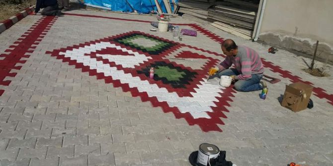 Bu Köyün Gençleri Ekmeğini Taştan Çıkarıyor