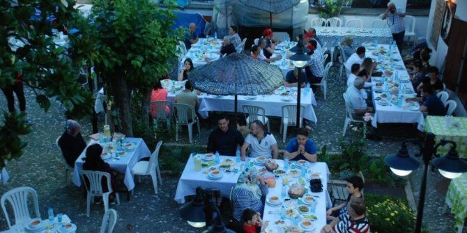 Köyceğiz’de Kadın Akademisinden İftar