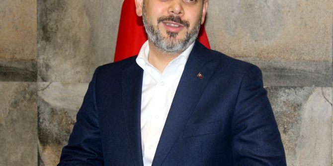 Bakan Kılıç: “Milli Takımda Bayrağımızın Altında Birleşelim”