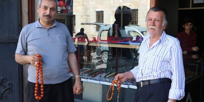 Bu Tespih Taşının Fiyatı Altınla Yarışıyor