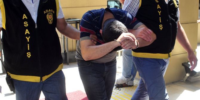 Sahte Muhtar İle Birlikte Dolandırıcılık Yapan Sahte Polis Yakalandı