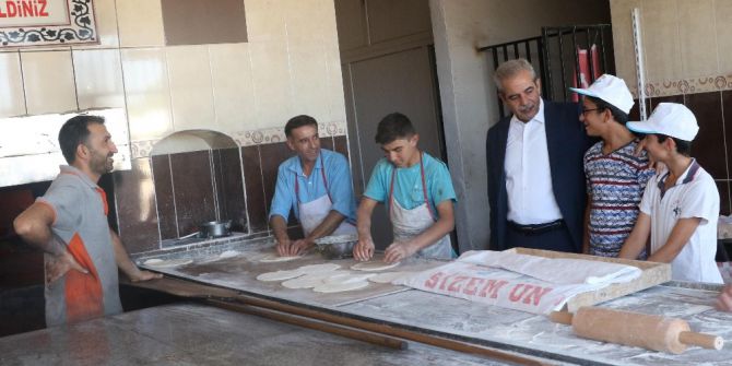 Demirkol, Devteşti’nde Mahalle Sakinleri İle Bir Araya Geldi