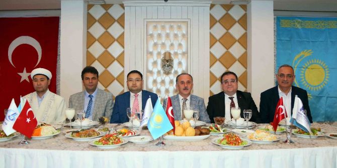 Bağcılar’dan Almaata’ya Gönül Sofrası