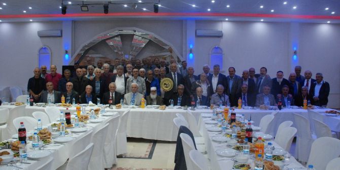 Demiryolunda 50 Yıllık Dostlar İftarda Buluştu