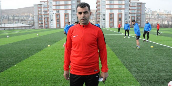 Elaziz Belediyespor, Turgut İle Devam Kararı Aldı