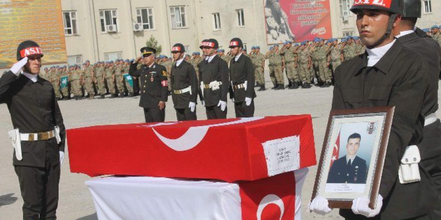 Eruh Şehidi Memleketine Uğurlandı