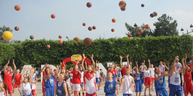 Botaşspor’lu Çocuklardan "Toplu" Eylem