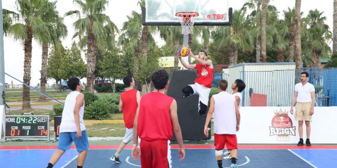 Finike’de 3x3 Sokak Basketbolu Finike Etabı Başladı