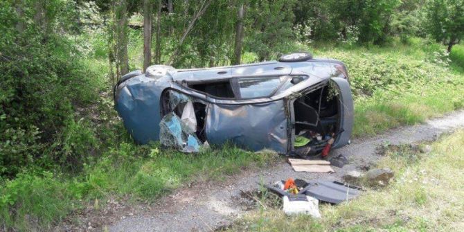 Şaphane’de Trafik Kazası: 3 Yaralı