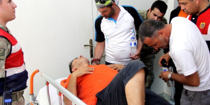 Paraşütçü Kayalık Alana Düştü