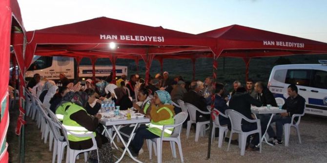 Han’da Vatandaşlar İftarda Buluşuyor