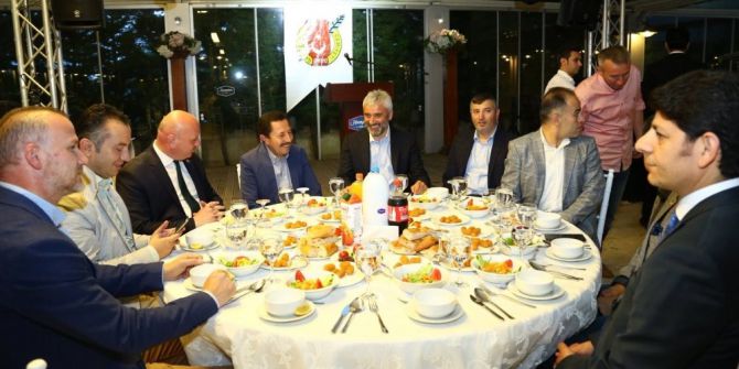 Vali Balkanlıoğlu, Dürüst Gazeteciliğe Dikkat Çekti