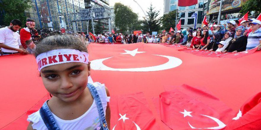 Başkent’te “Demokrasi Ve Şehitler Mitingi” Coşkusu