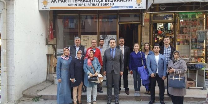 Ak Parti Tepebaşı İlçe Teşkilatının İftar Programları Devam Ediyor