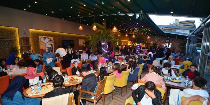 Pursaklar Belediyesinden Öğrencilere İftar