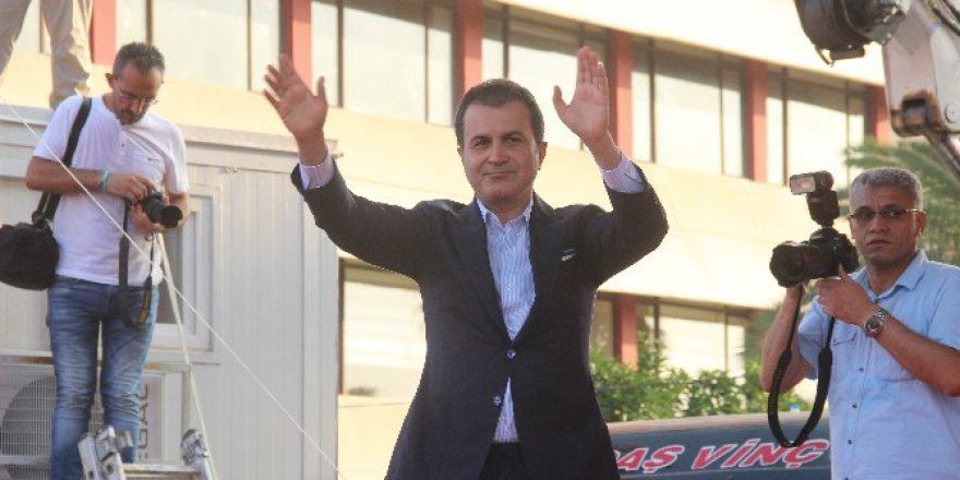 Adana’da Demokrasi Ve Şehitler Mitingi
