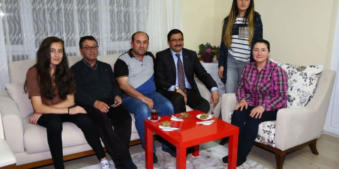 Başkan Ak’tan Sürpriz Ziyaretler