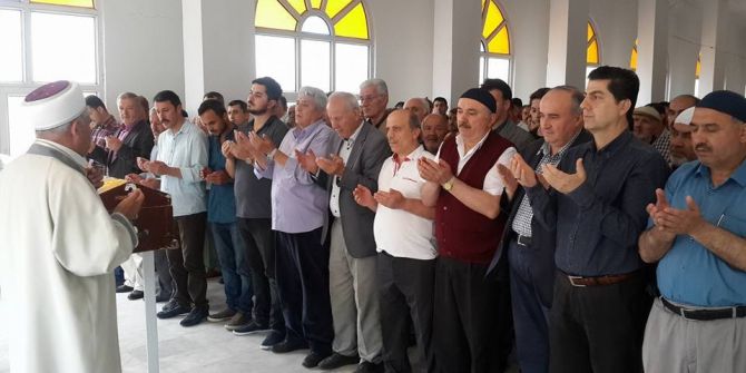 Trafik Kazasında Hayatını Kaybeden Sürücü Toprağa Verildi