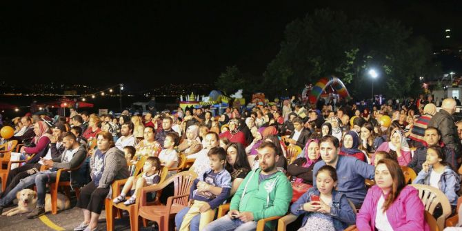 Ramazan Sokağı Orhan Hakalmaz Konseriyle Renklendi